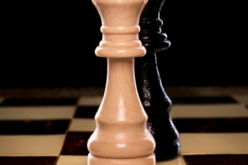 Gambito_Dama_Rey_1_RF